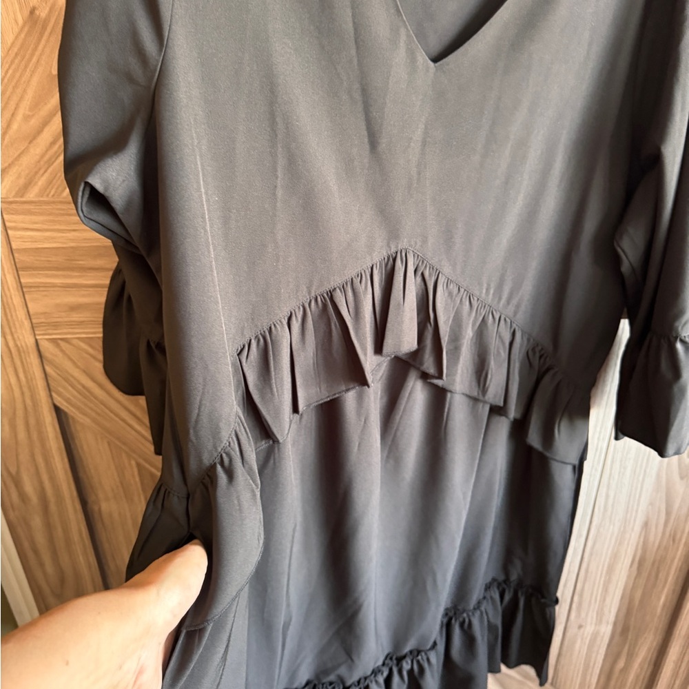 Elegant Black Ruffle Dress - Picture 3 of 5